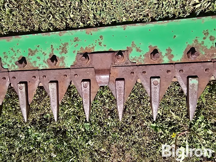 john-deere-450-image-18