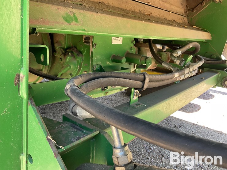 2010-john-deere-9670-sts-image-19