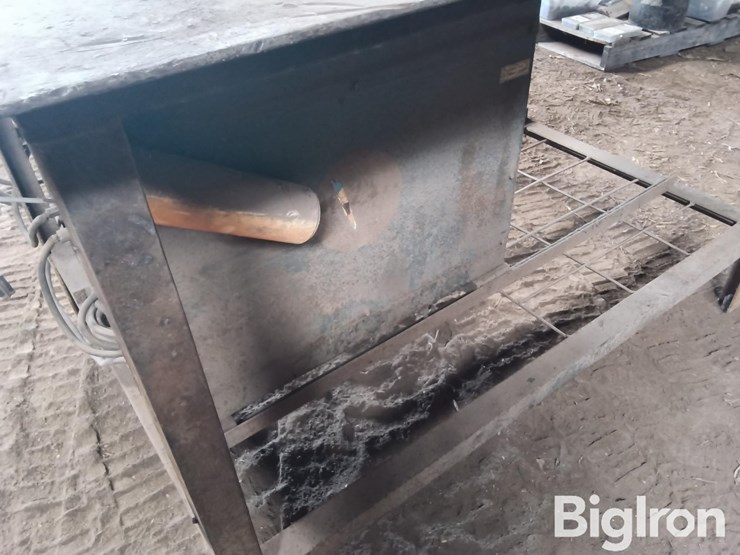 weld-table-w/-miller-welder-image-16
