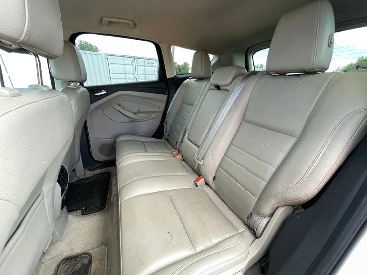 2016-ford-escape-image-57