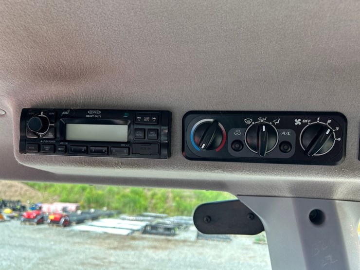 kubota-m5-111d-image-66