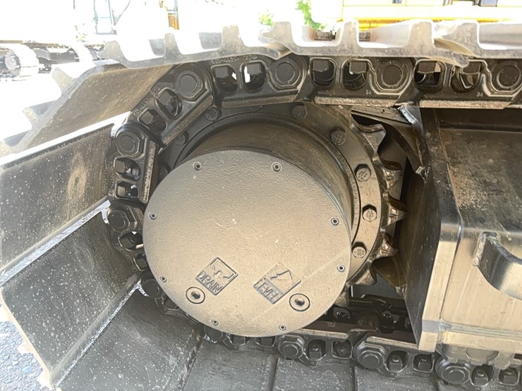 caterpillar-320gc-image-7
