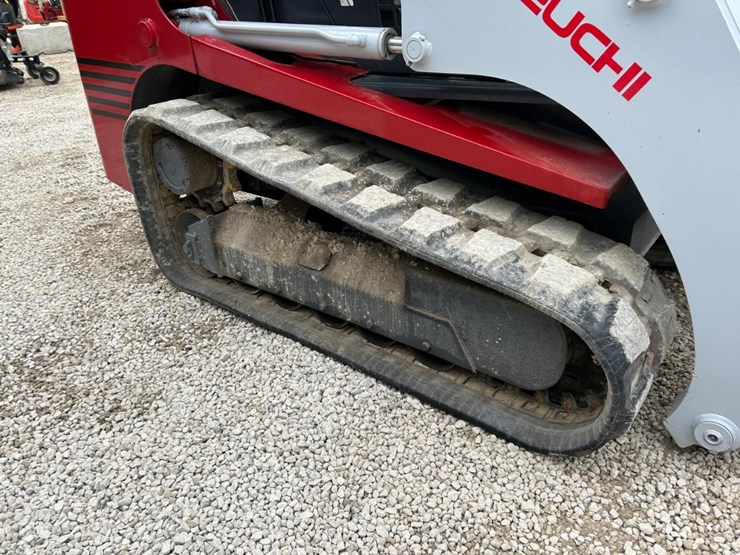 takeuchi-tl150-image-13