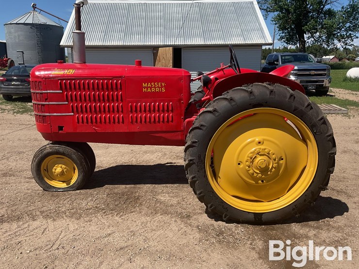 massey-ferguson-101-image-8