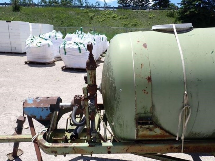 calsa-280-gal-tow-behind-sprayer-image-37
