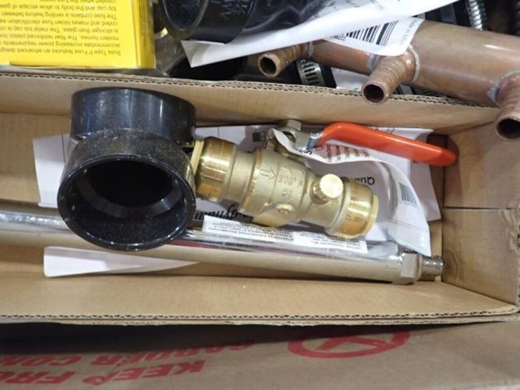 unused-plumbing-supplies-image-15