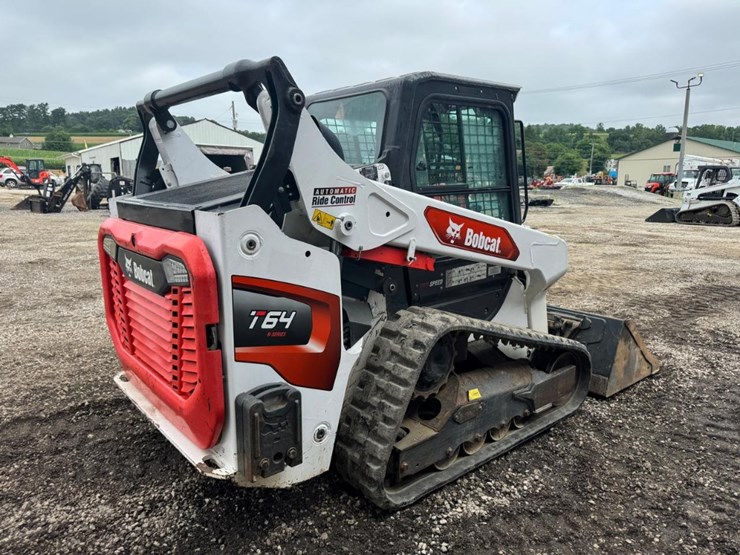 2021-bobcat-t64-image-6