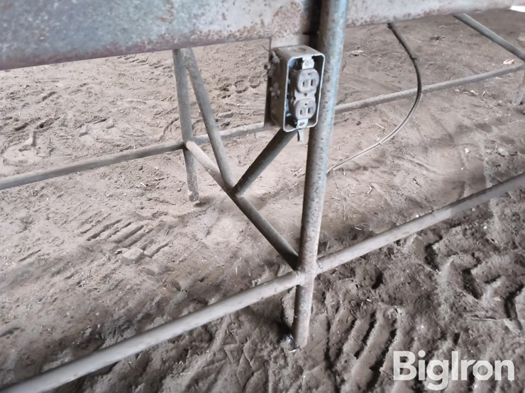 homemade-shop-table-w/-chop-saws-image-18