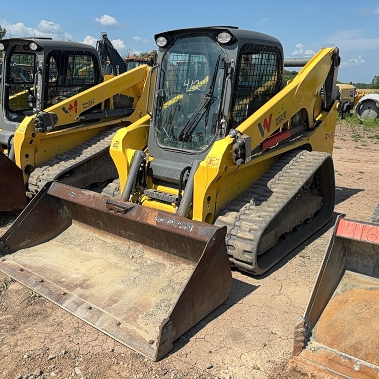 2020 GEHL VT320