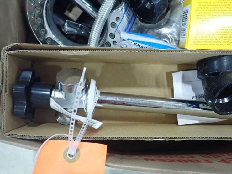 unused-plumbing-supplies-image-16