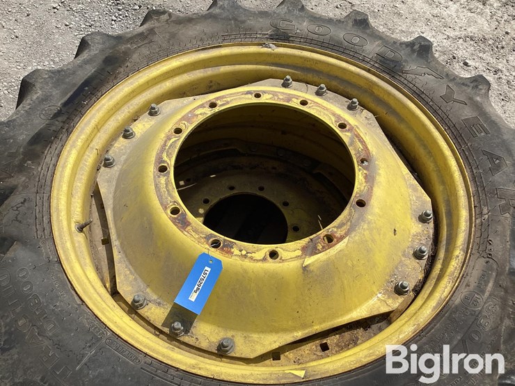 john-deere-8370r-image-10