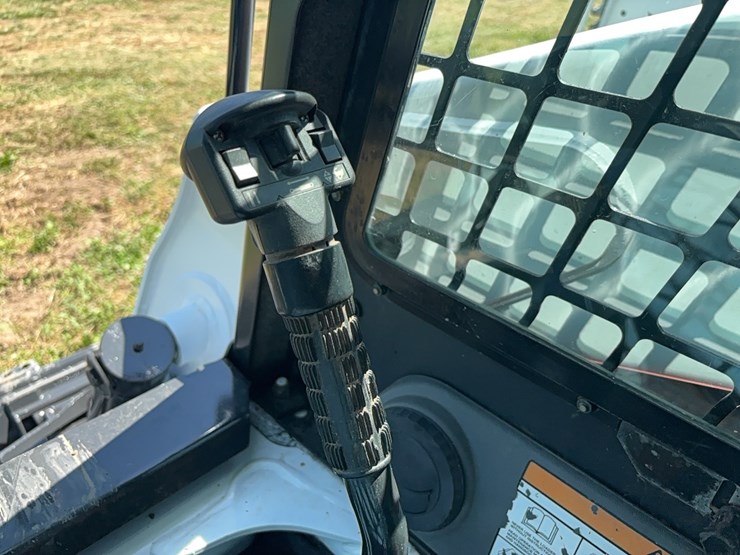 bobcat-t300-image-15