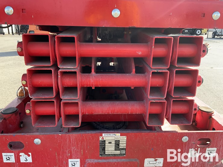 2019-massey-ferguson-730-image-10