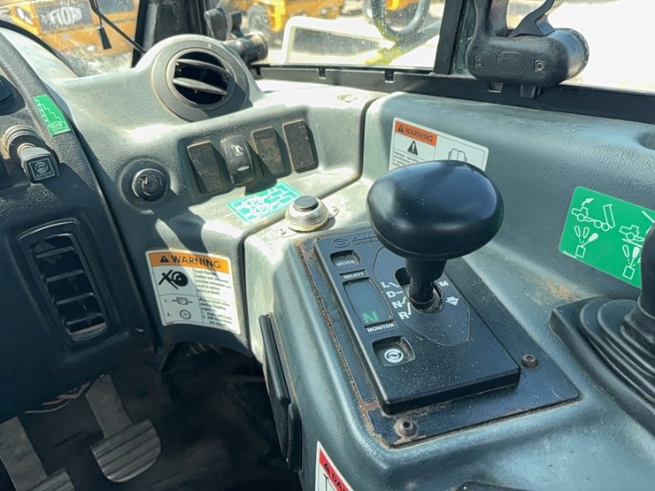 2019-terex-ta400-image-14