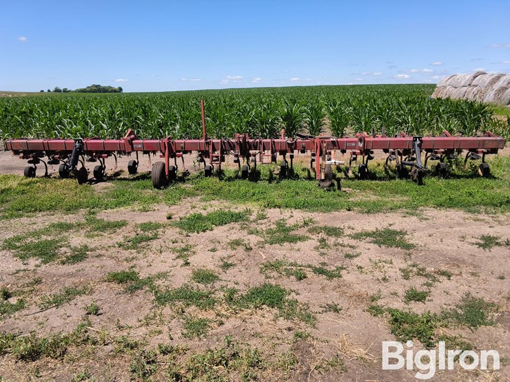 case-ih-183-image-2