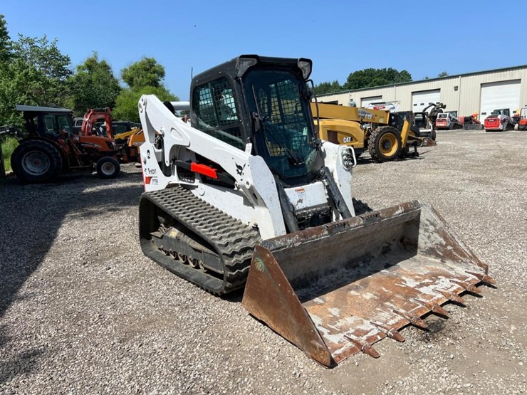 2023-bobcat-t770-image-8