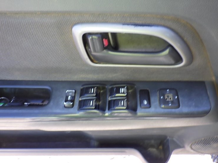 2005-chevrolet-colorado-image-23