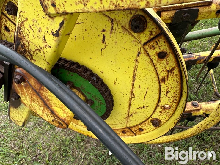 john-deere-660-image-15