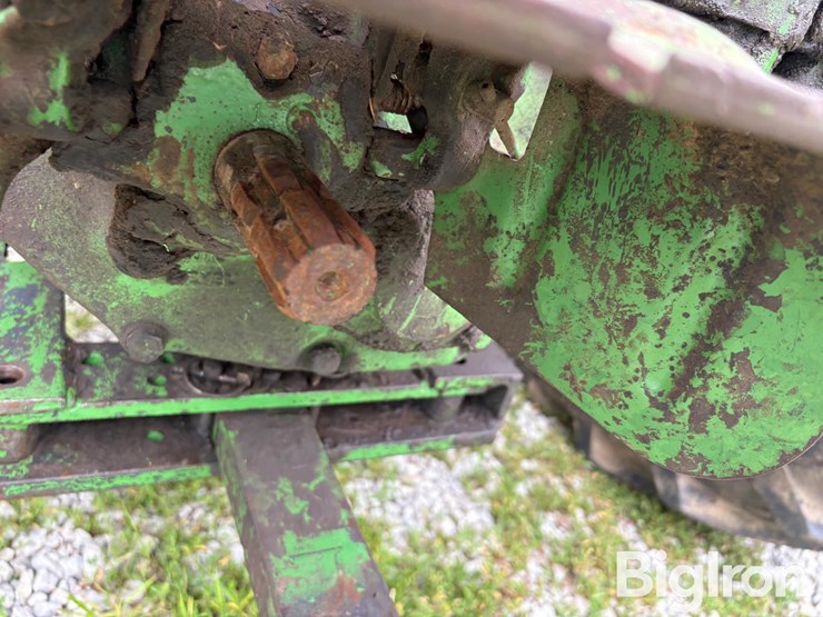 1958-john-deere-720-image-16