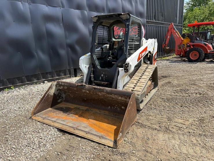 2022-bobcat-t62-image-8