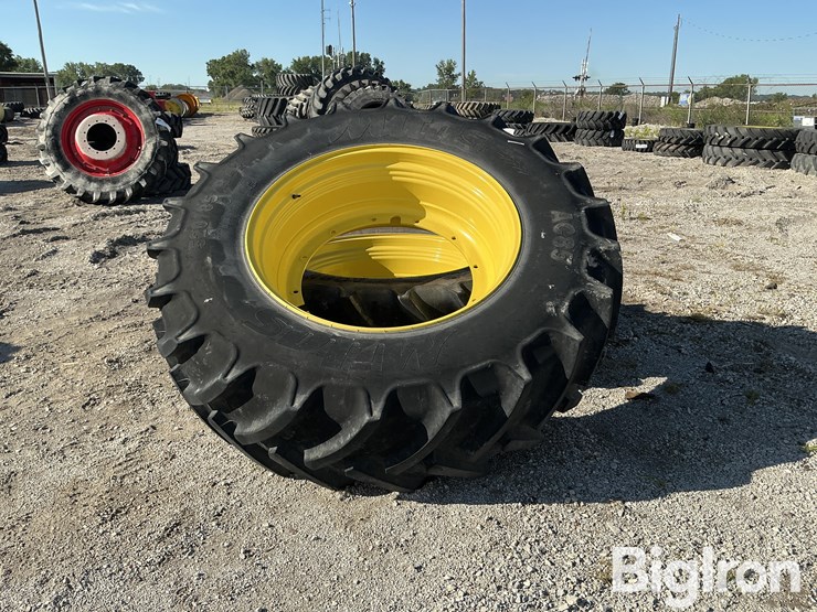 deere-tires-image-2