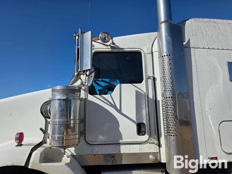 2018-kenworth-t800-image-10