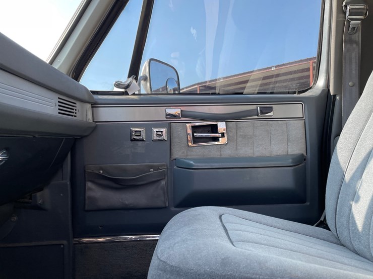 1987-gmc-jimmy-image-57