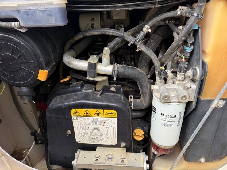 2022-bobcat-t66-image-15