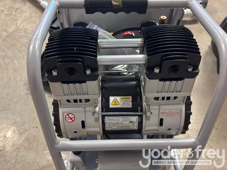 unused-california-air-tools,-air-compressor-image-7