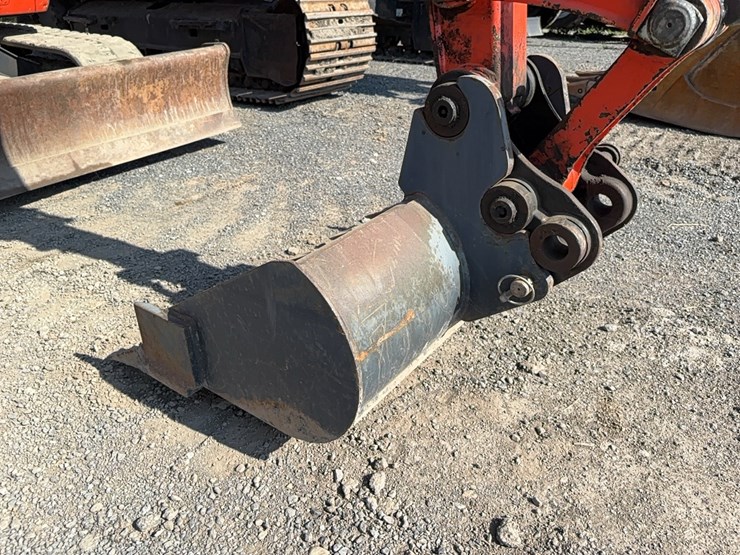 kubota-kx040-4-image-7