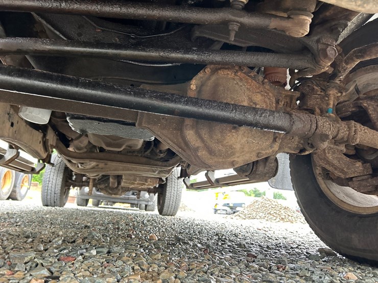 2012-ford-f350-image-28