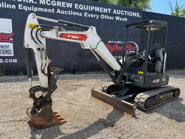2023-bobcat-e35i-image-2