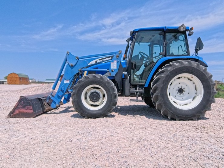 2004-new-holland-tl100a-image-1