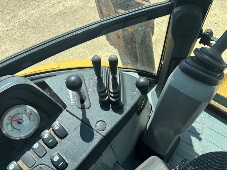 caterpillar-430e-it-image-34