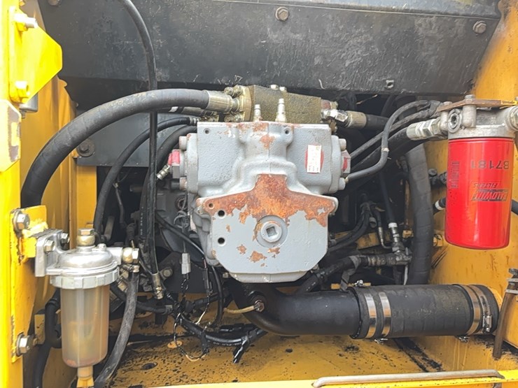komatsu-pc270-lc-7-image-19