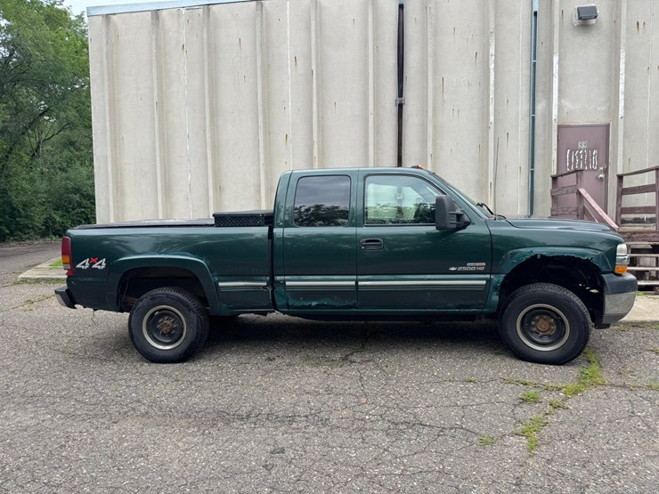 2002-chevrolet-2500hd-image-6