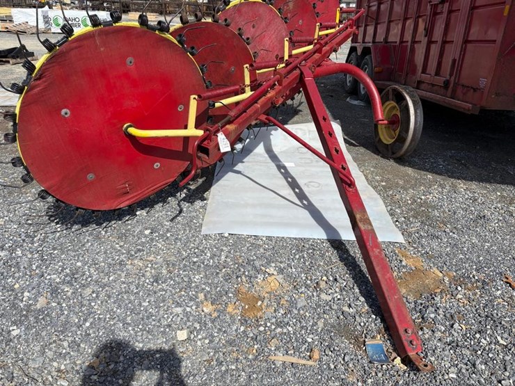 circular-hay-rake-image-3