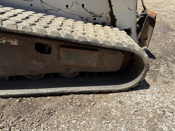 bobcat-t300-image-14