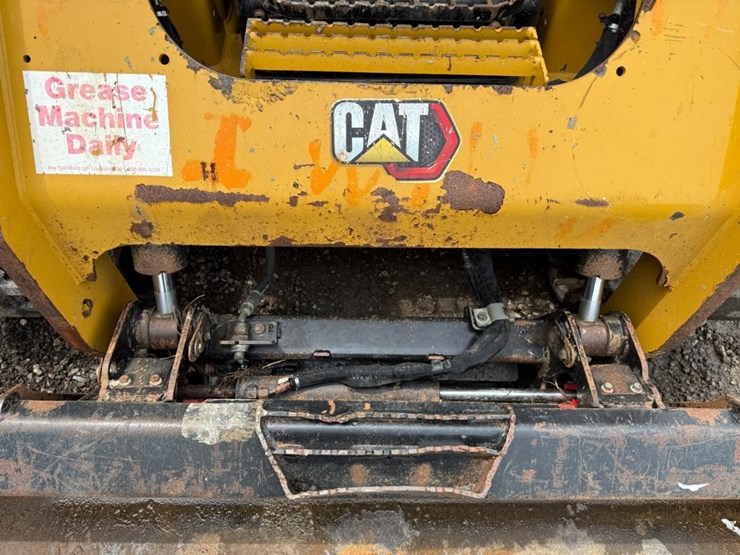 2022-caterpillar-289d3-image-10