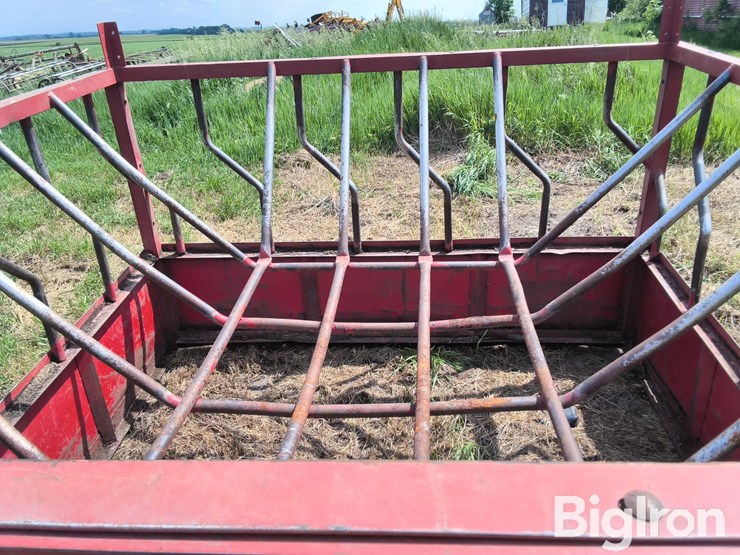 bale-feeder-image-9