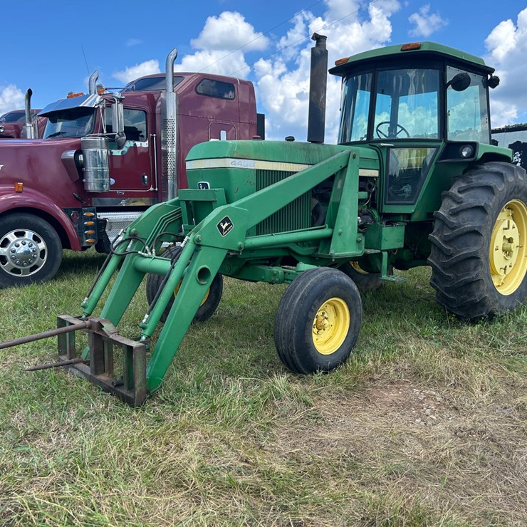 JOHN DEERE 4430
