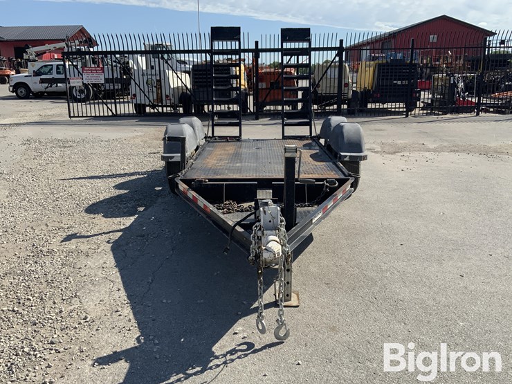 2020-massey-ferguson-730-image-2