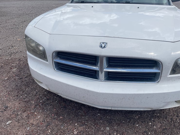 #157-•-2006-dodge-charger-(nm-title-in-delay)-image-18