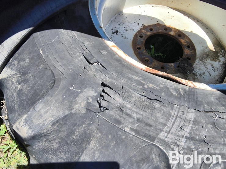 goodyear-tires-&-rim-image-9
