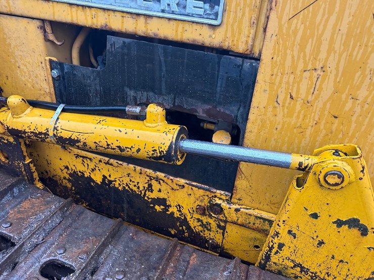 john-deere-350-image-20