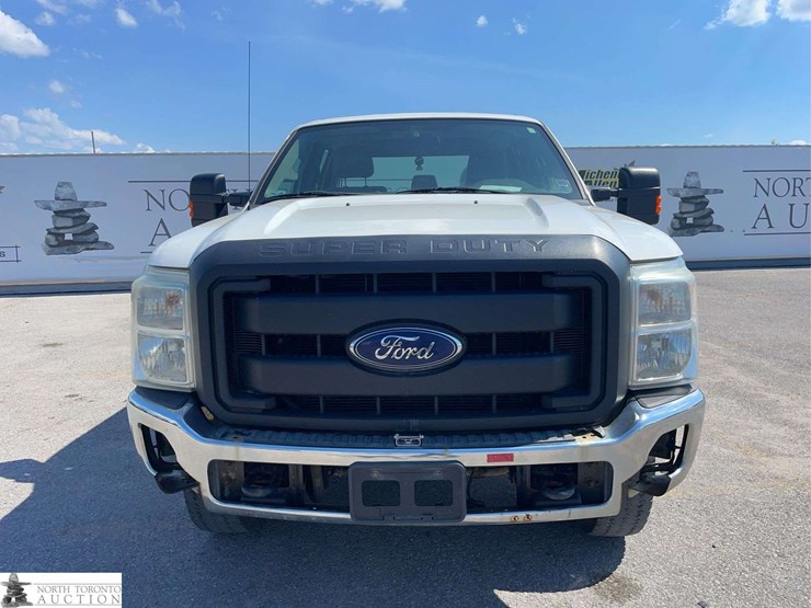 2015-ford-f350-image-2