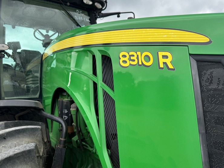 john-deere-8310-image-13