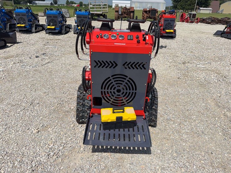 2026-zjg-zj-380-tracked-mini-skid-steer-loader-image-5
