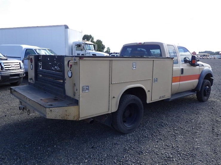2012-ford-f550-image-5