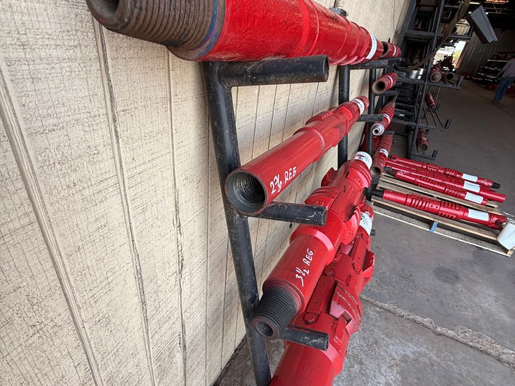 10’l-x-1.4’w-x-4.4’h-lean-to-tool-rack-image-2